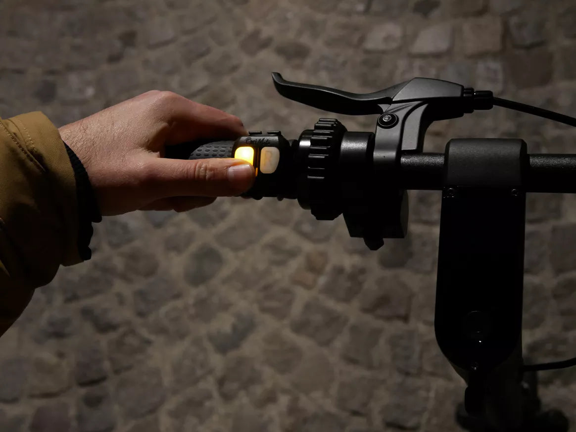 Overade Starter TURN-Licht für Fahrrad, Roller und Helm mit Fernbedienung