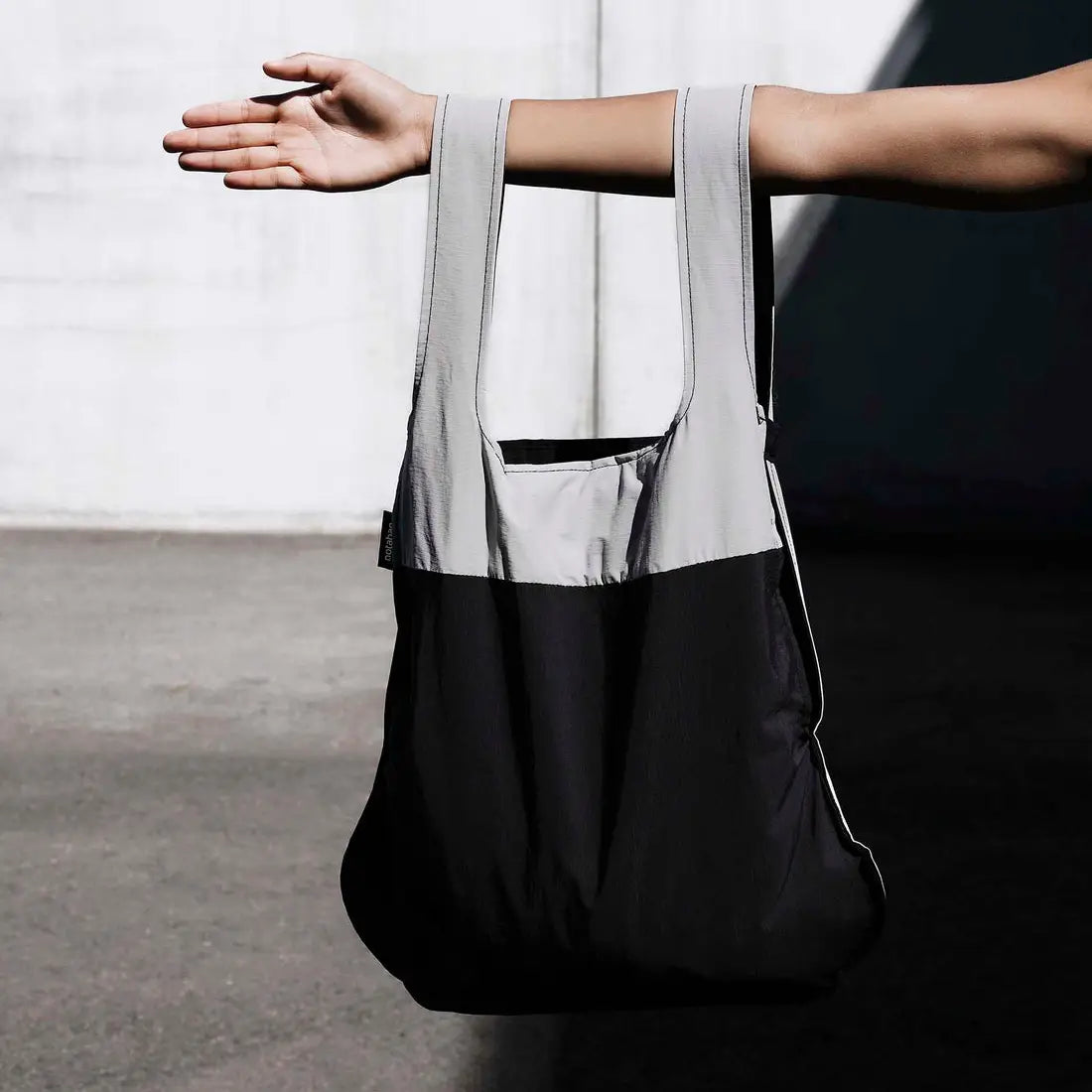 Notabag Original Grau/Schwarz - Rucksack/Tasche