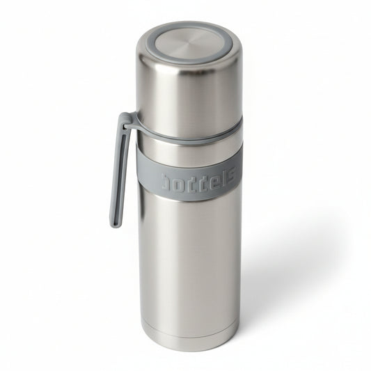 boddels Isolierflasche HEET 500 ml – Edelstahl, mit Becher, Hellgrau