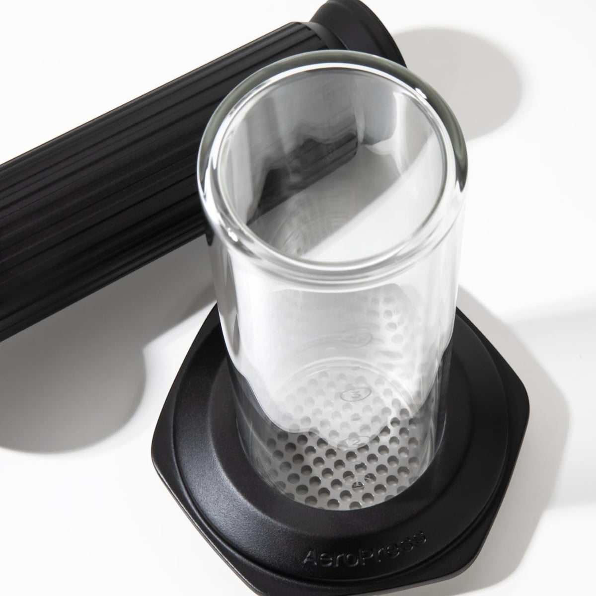 whb-superb AeroPress Premium Kaffeepresse aus Borosilikatglas und schwarzem Edelstahl für vollmundigen Kaffee