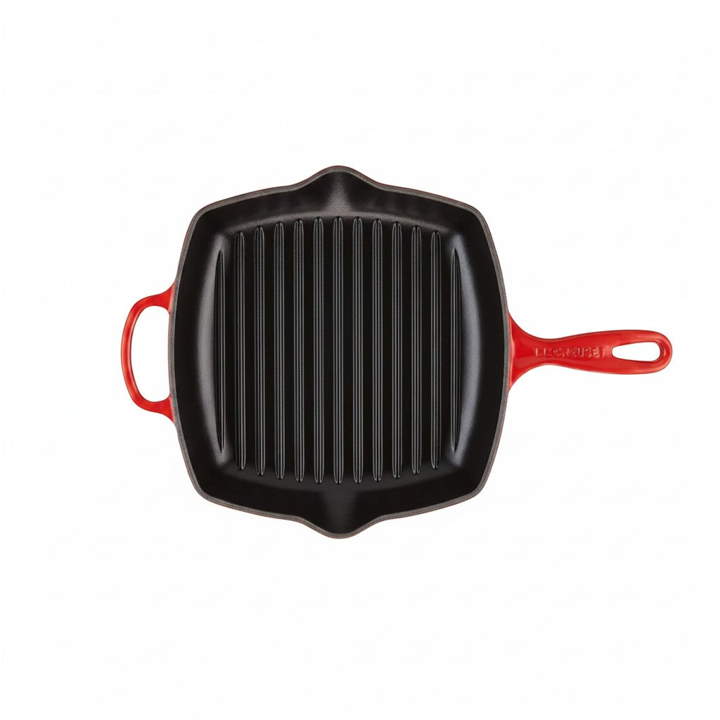 whb-superb Le Creuset Gusseisen-Grillpfanne 26 cm in Kirschrot mit Grillrippen und Ausgießnasen