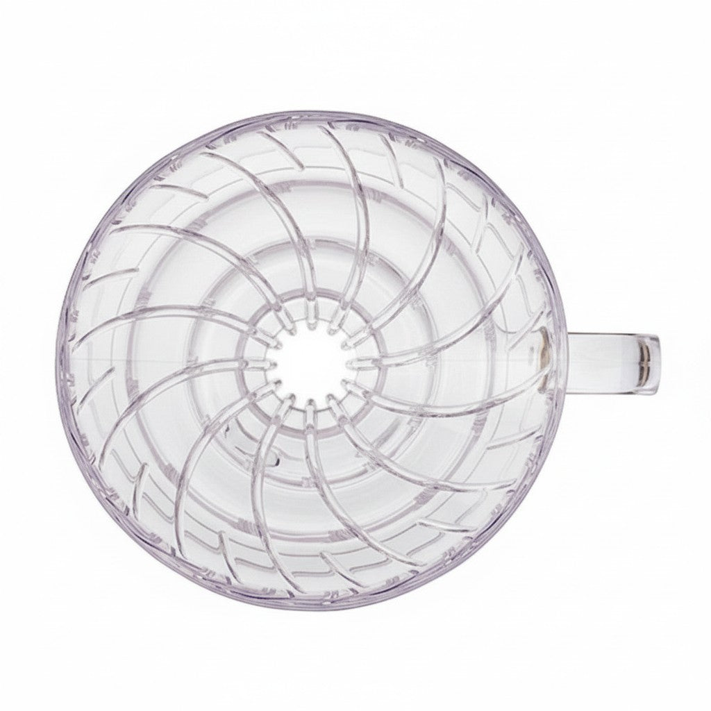 whb-superb Hario V60 Kaffeefilter aus transparentem Kunststoff in Draufsicht mit spiralförmigen Rillen