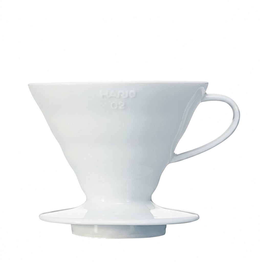 Weißer whb-superb HARIO V60 02 Keramik Kaffeefilter aus hochwertigem Porzellan für die manuelle Kaffeezubereitung