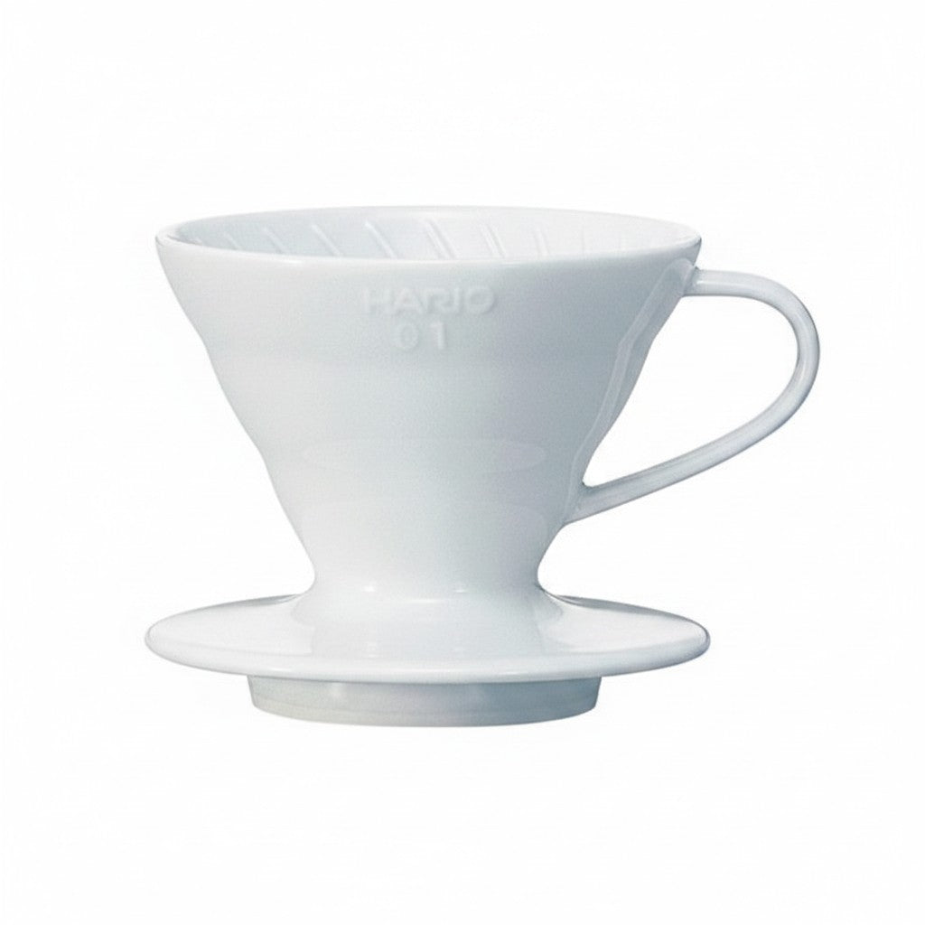Weiße HARIO V60 Keramik-Kaffeemaschine Größe 01 für Handfilterkaffee von whb-superb