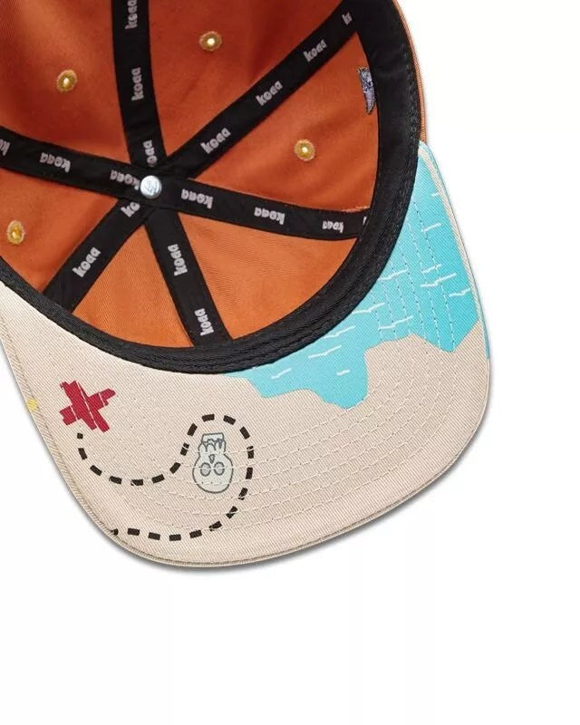 whb-superb koaa Snapback Kinderkappe in Braun und Beige mit Schatzkarten-Print auf dem Schirm