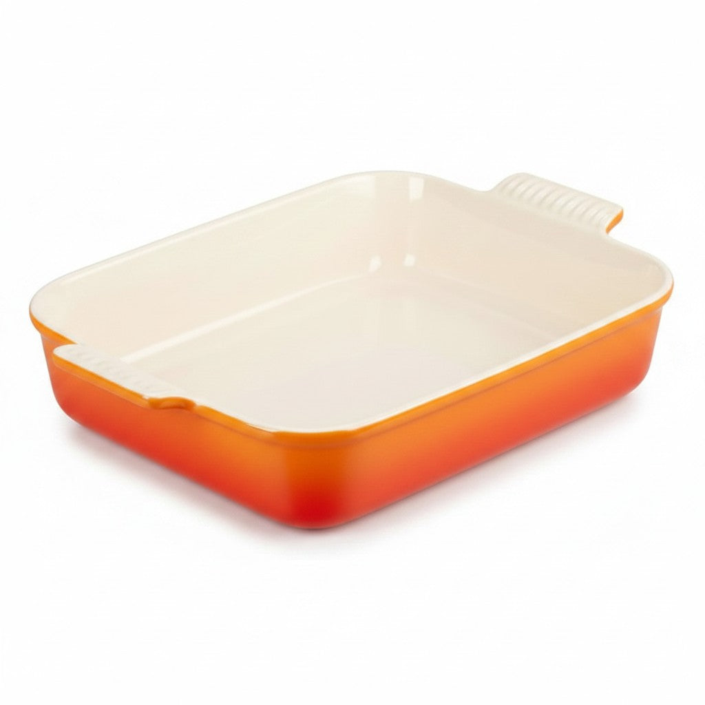 whb-superb Le Creuset rechteckige Auflaufform aus orangefarbenem Steinzeug mit 32 cm Länge und cremefarbenem Innenraum
