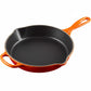whb-superb Le Creuset Signature Gusseisen-Bratpfanne 26 cm in Ofenrot mit Hilfsgriff für alle Herdarten