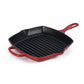 whb-superb Le Creuset Signature Gusseisen-Grillpfanne in Kirschrot mit Grillrippen und zwei Griffen