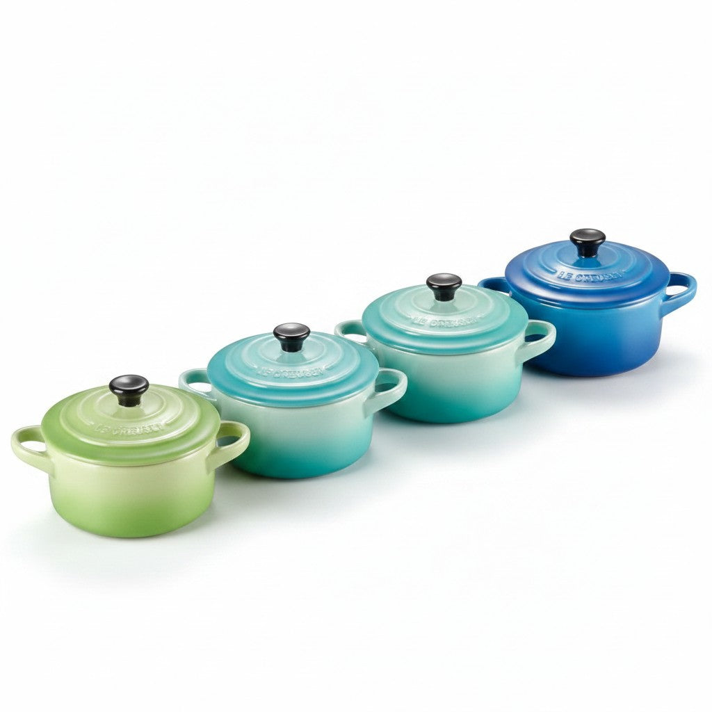 whb-superb LE CREUSET 4er-Set Mini Cocottes aus Steinzeug in Meeresbrise-Farbtönen für Einzelportionen