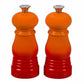 whb-superb Le Creuset Salz- und Pfeffermühlen-Set in Ofenrot aus ABS-Kunststoff mit einstellbarem Keramik-Mahlwerk.